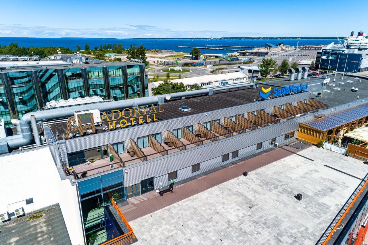 Adoryal Hotell Таллин Экстерьер фото